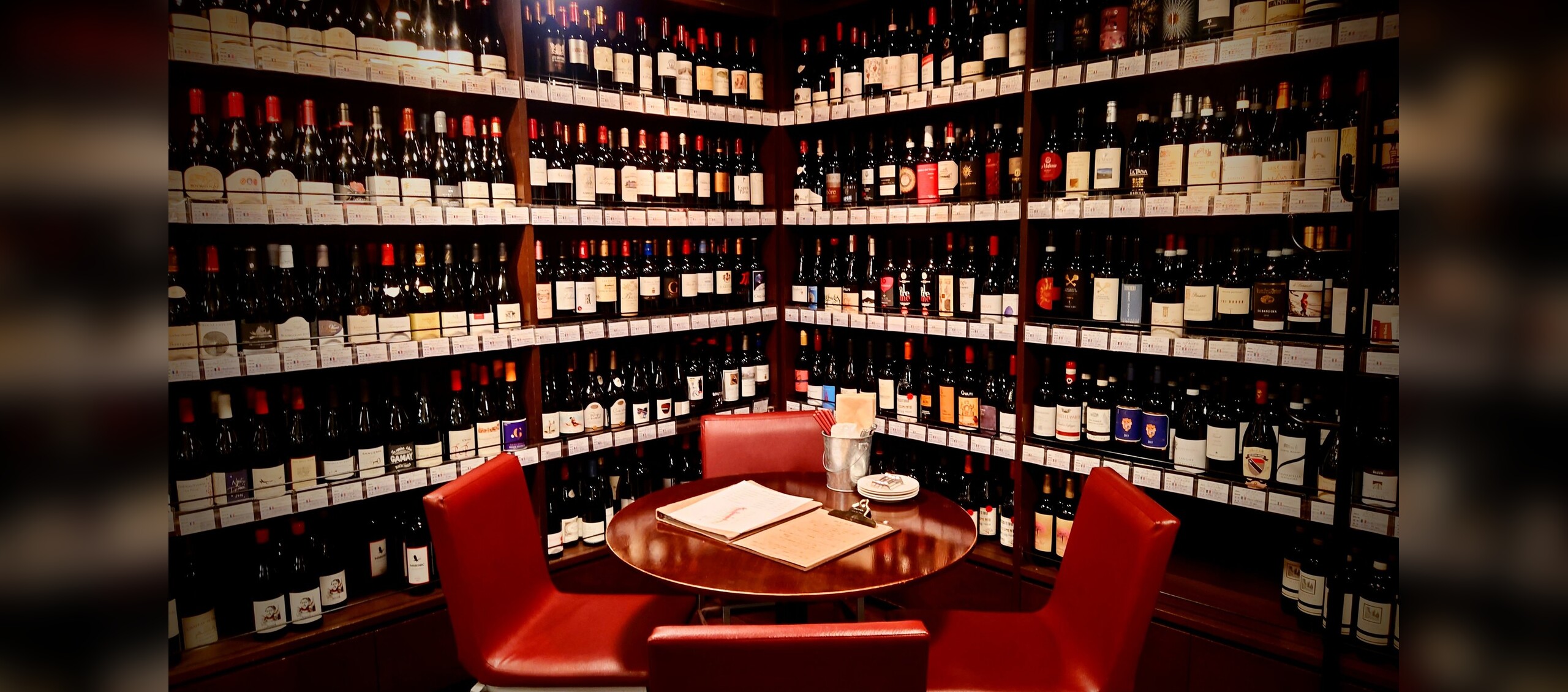 遠藤利三郎商店 ギャラリー ワインセラー